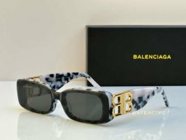 Picture of Balenciga Sunglasses _SKUfw55481385fw